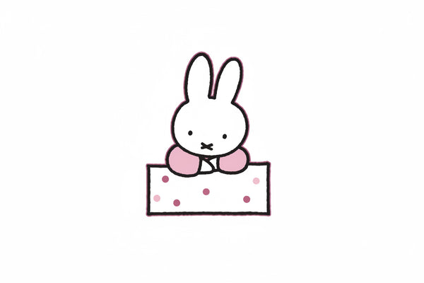 Geboorteaankondigingsbord met roze Miffy het Konijn