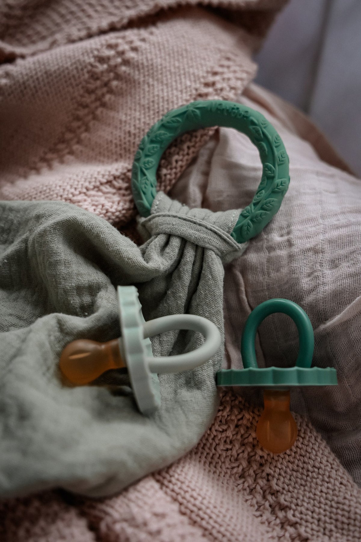 Doudou avec anneau de dentition Vert - Natruba
