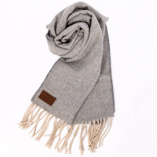 Grey wool scarf