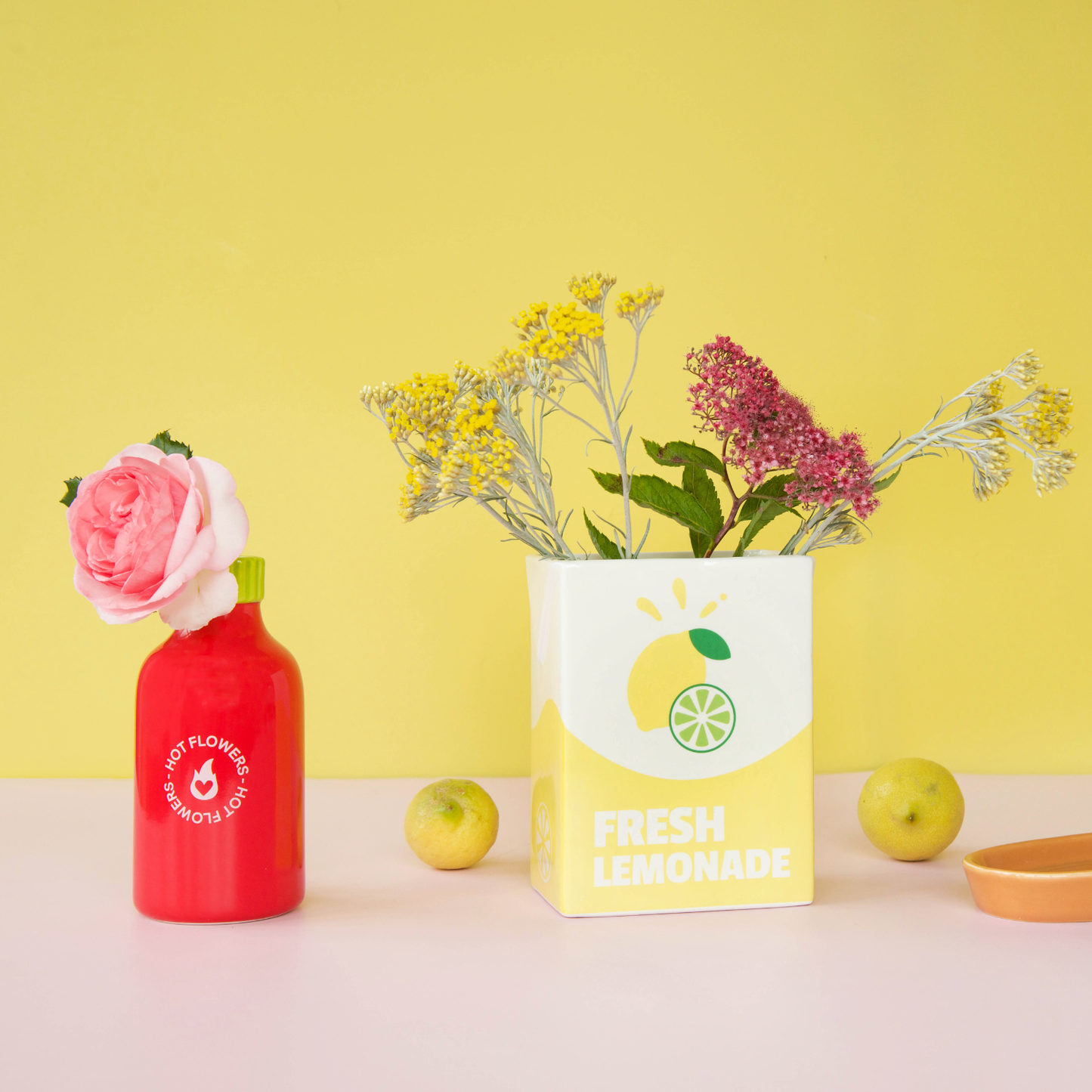 Hot sauce vase