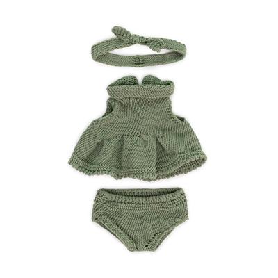 ML Poupées: ENSEMBLE de VÊTEMENTS TRICOTÉ vert pour fille 21cm, éco et recyclé, 3 pièces, robe, caleçon et ruban à cheveux, sur un cintre, 3+