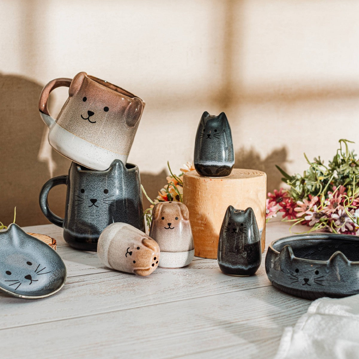 Mojave Cat Salt and Pepper Shakers