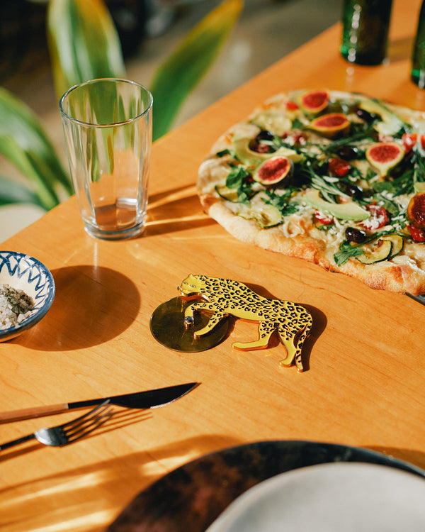 "Savanna" Cheetah Pizza Cutter