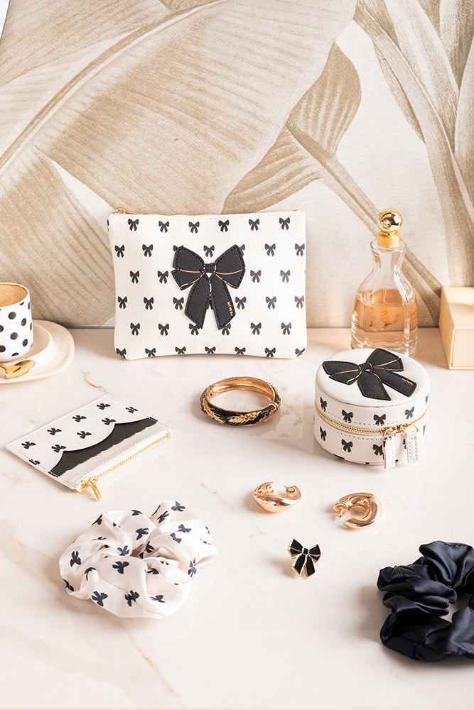 Black Bow - Pouch Bag