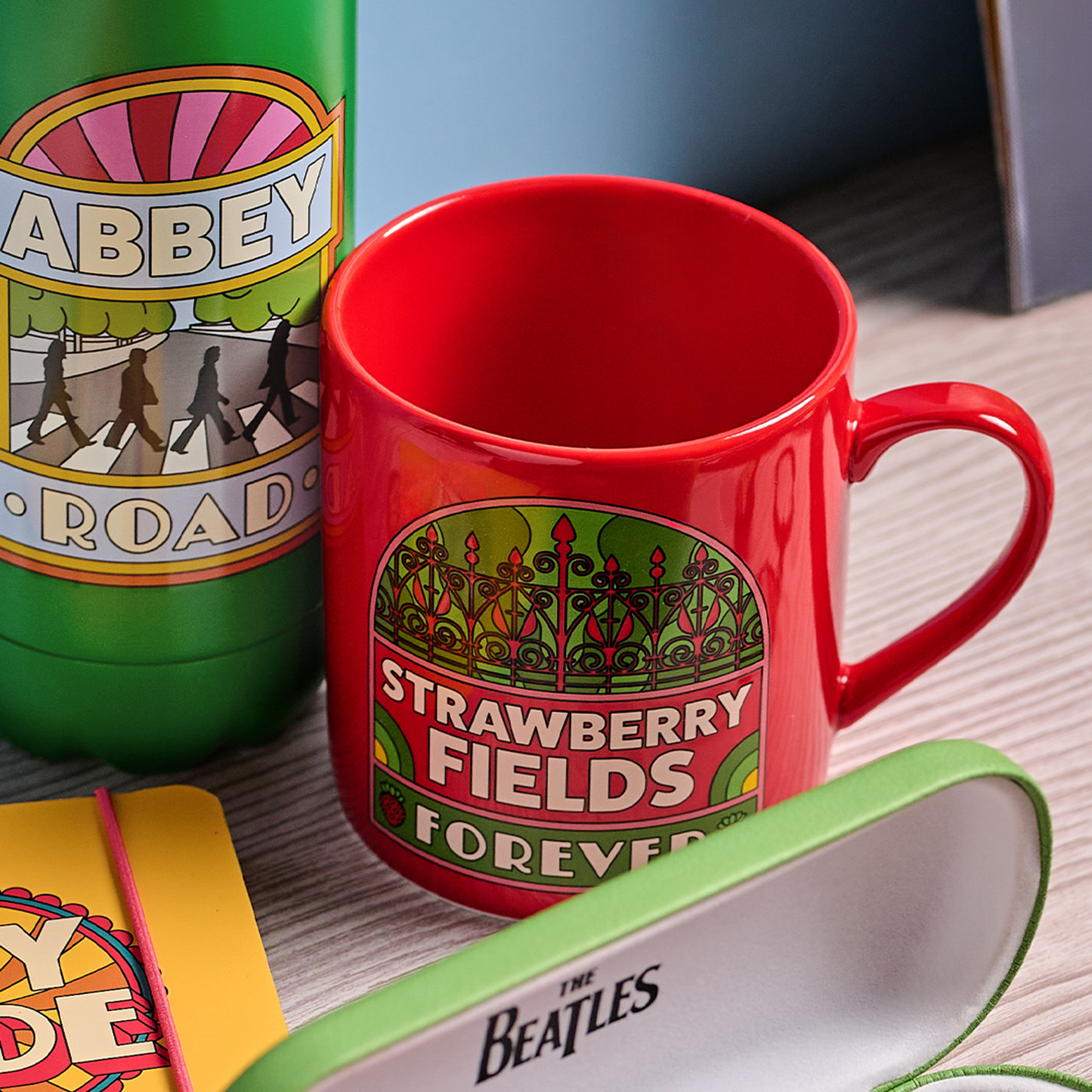 Signature Mug The Beatles Strawberry Fields – 370 ml