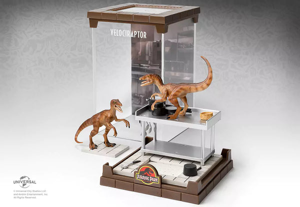 Jurassic Park Diorama - Velociraptor
