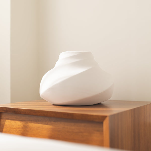 Vase décoratif Osaka en céramique – Oito.Atelier