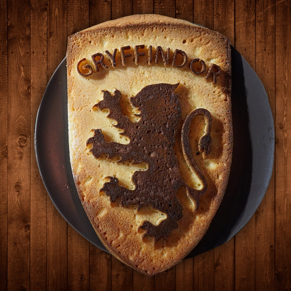 *Gryffindor silicone cake mold