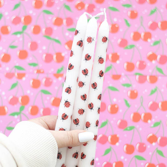 Set of 3 ladybug-print cone candles for Valentine's Day