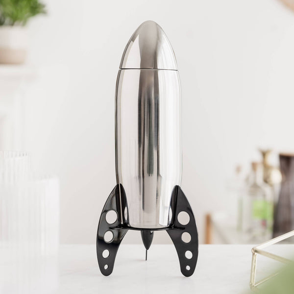 Rocket cocktail shaker