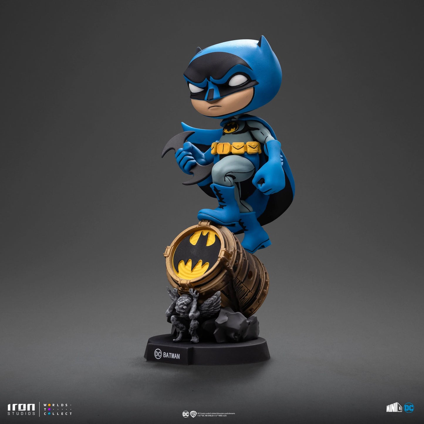 Batman (Blue Version) Statue - DC Comics - Minico - Iron Studios
