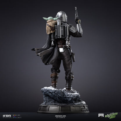 Pre-Order - Mandalorian and Grogu Statue - The Mandalorian and Grogu Movie - Art Scale 1/10 - Iron Studios