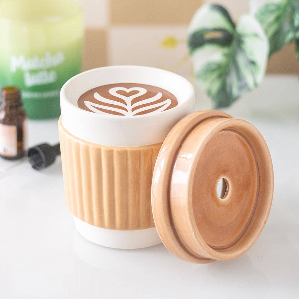 Coffee cup-shaped oil burner