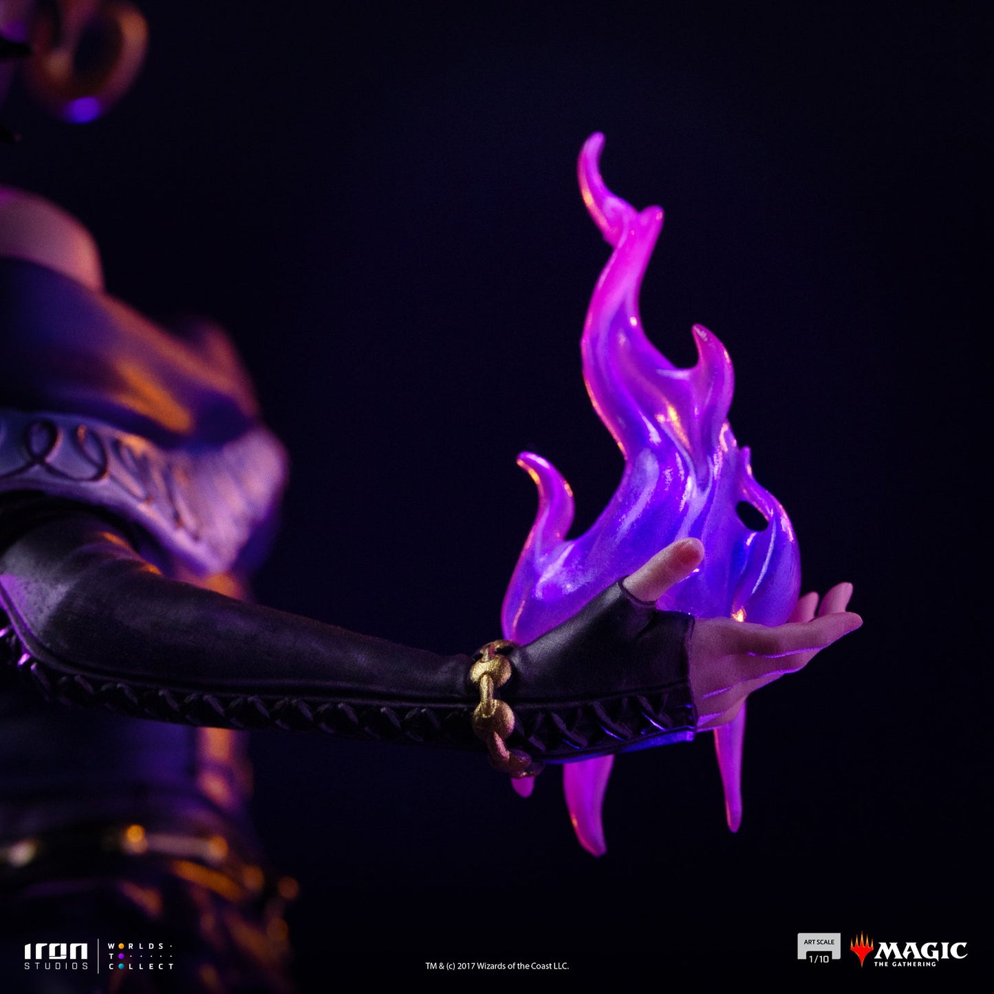 Pre-Order - Liliana Vess Statue - Magic: The Gathering - Deluxe Art Scale 1/10 - Iron Studios