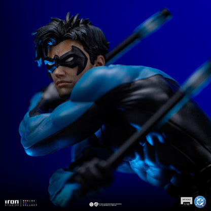 Pre-Order - Nightwing Statue - DC Comics - Art Scale 1/10 - Iron Studios