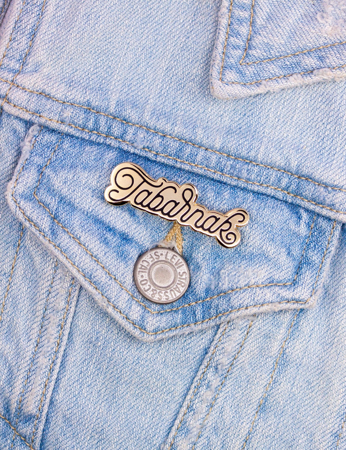 "Tabarnak" pin