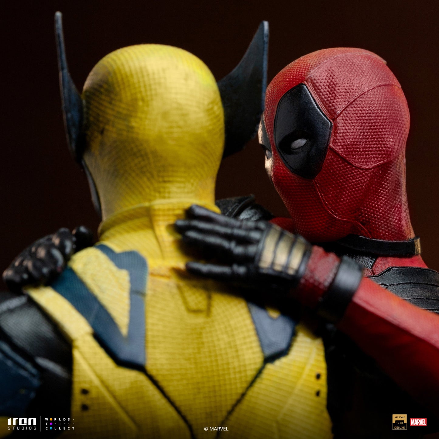 Deadpool and Wolverine Statue - Deadpool & Wolverine - Art Scale 1/10 - Iron Studios