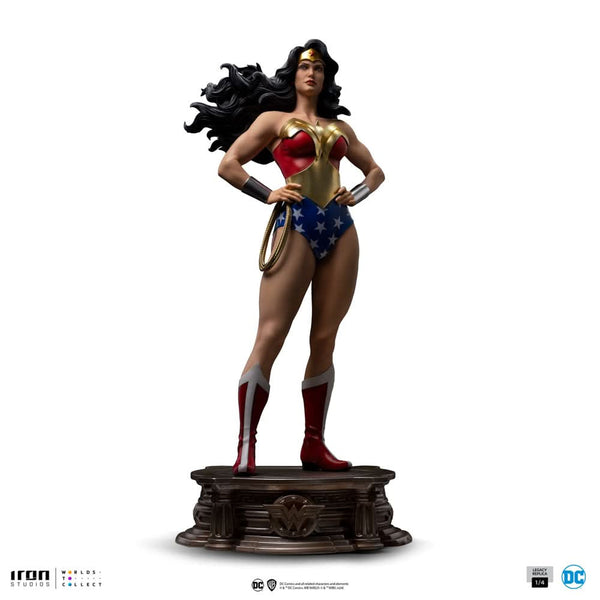 Wonder Woman Statue - DC Trinity - Legacy Replica 1/4 - DC Comics