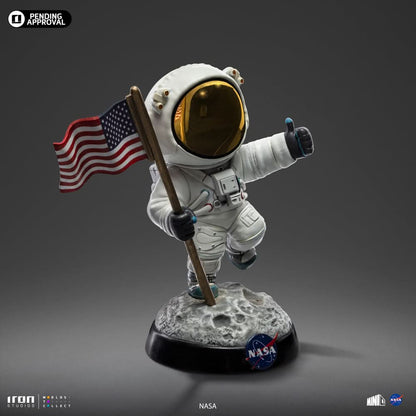 Apollo 11 Astronaut Statue - NASA - MiniCo - Iron Studios