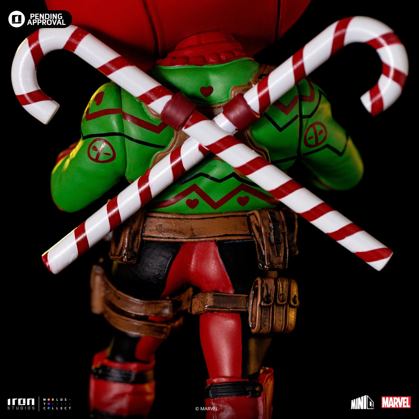 Deadpool Statue (Holidays Version) - Marvel Comics - Minico - Iron Studios