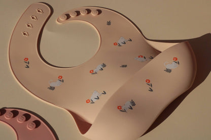 Shayan Cats silicone bib - cream