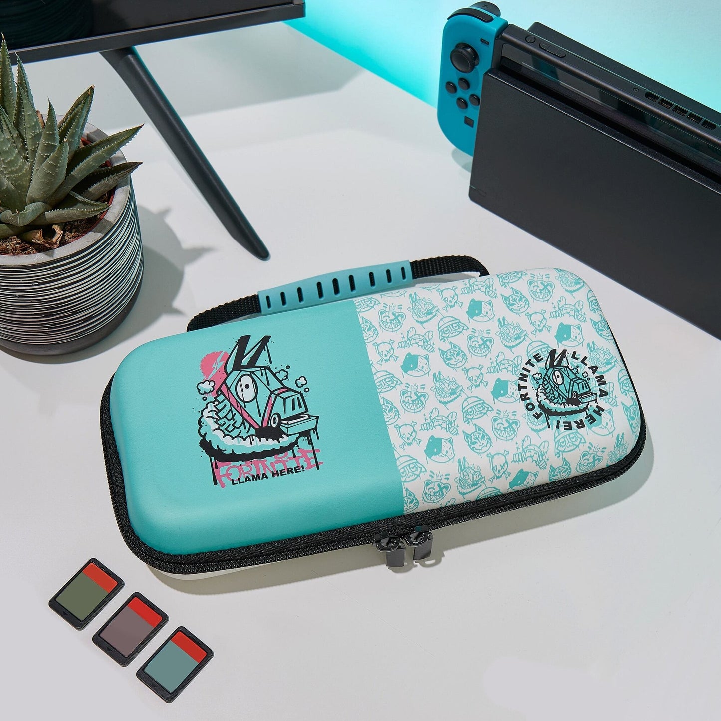Nintendo Switch Fortnite Case - Llama