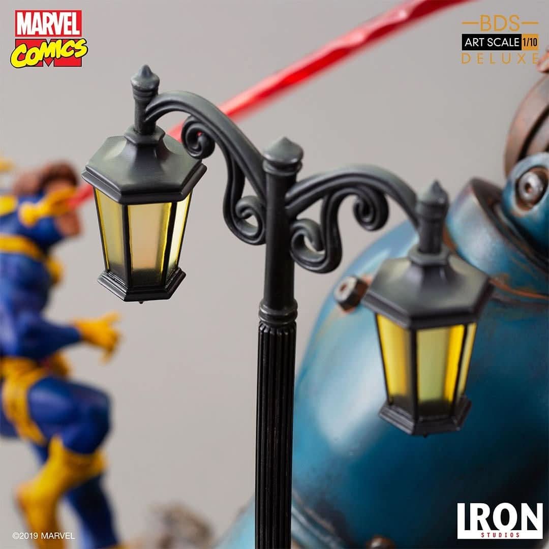 Sentinel Vs X-Men #1 Statue - Marvel Comics - Art Scale 1/10 - Iron Studios
