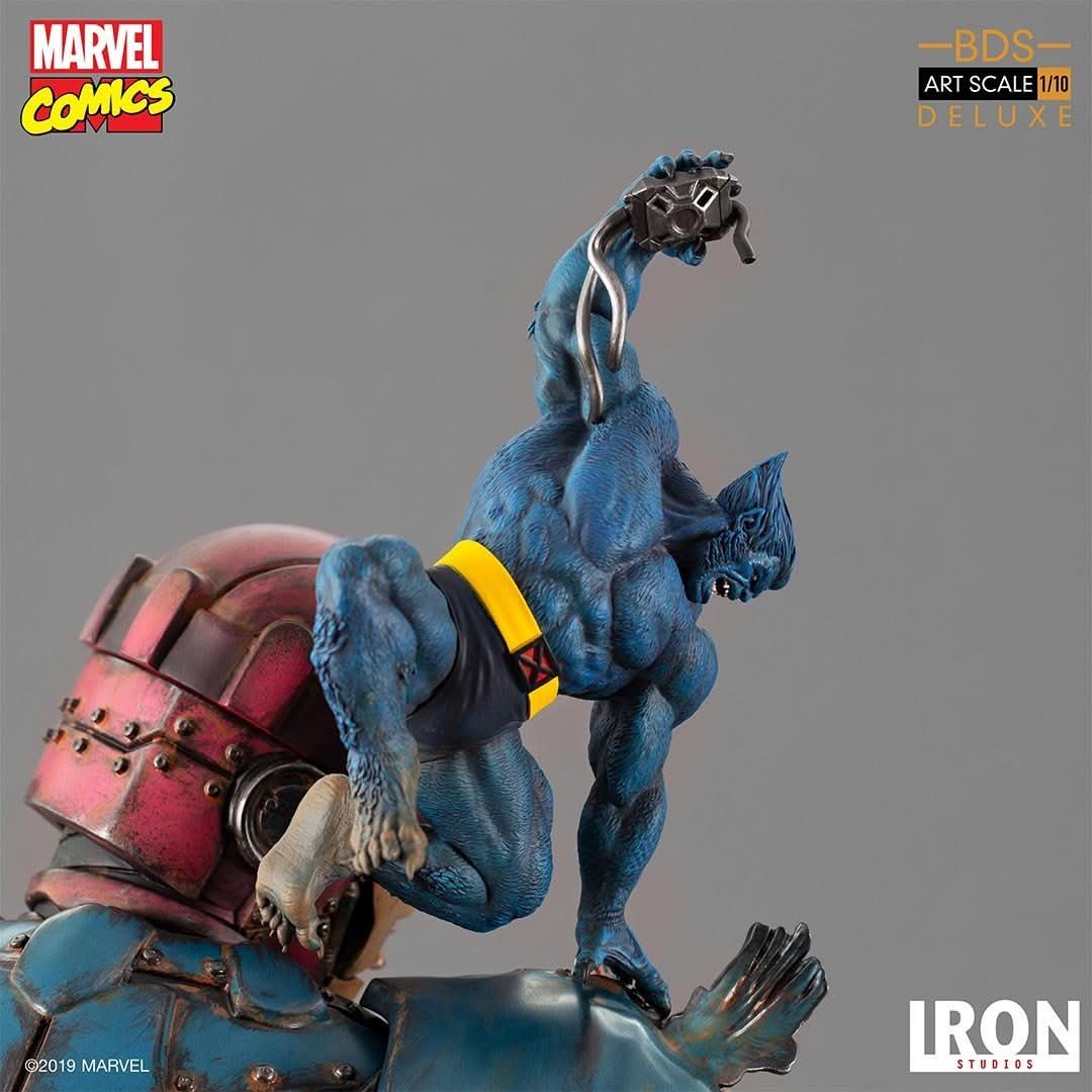 Sentinel Vs X-Men #1 Statue - Marvel Comics - Art Scale 1/10 - Iron Studios