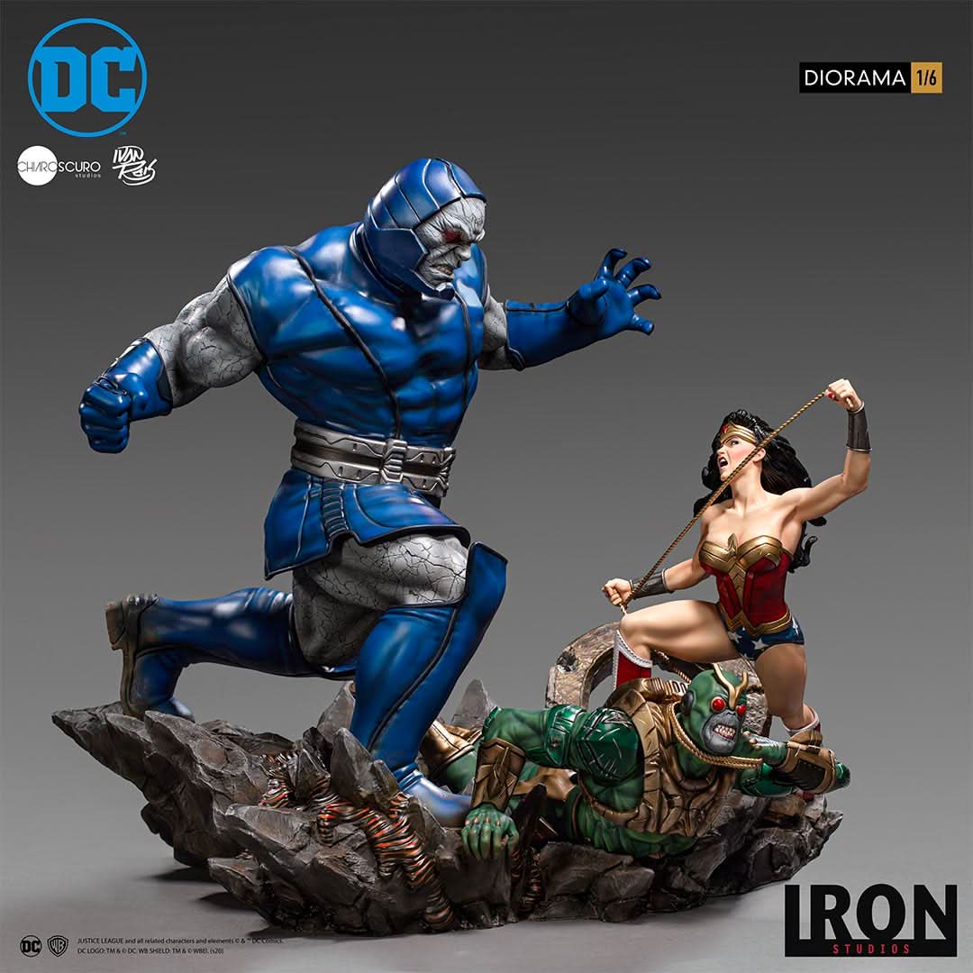 Wonder Woman vs Darkseid Statue by Ivan Reis - DC Comics - 1/6 Diorama