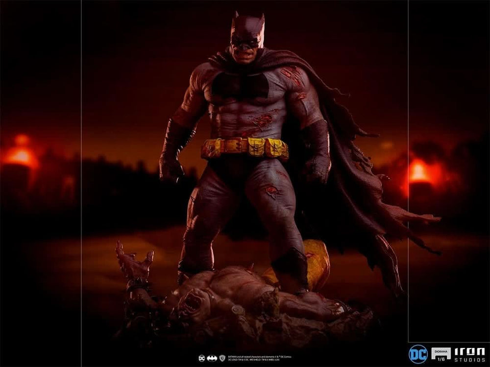 Batman Statue - The Dark Knight Returns - DC Comics - 1/6 Diorama