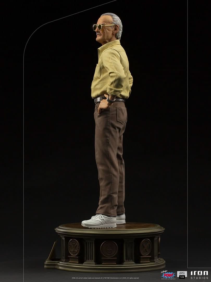 Stan Lee Statue - Pow - Legacy Replica 1/4 - Iron Studios