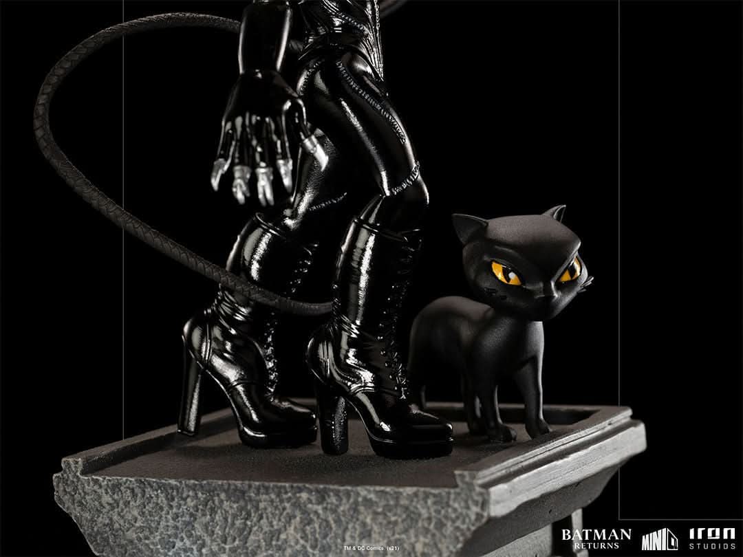 Catwoman Statue - Batman Returns - Minico - Iron Studios