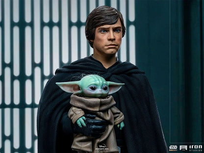 Luke Skywalker, R2-D2, and Grogu - Star Wars: The Mandalorian - Legacy Replica 1/4 - Iron Studios