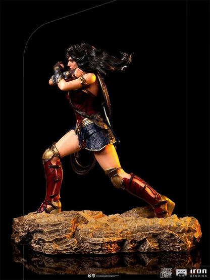 Wonder Woman Statue - Zack Snyder's Justice League - BDS Art Scale 1/10 - Iron Studios
