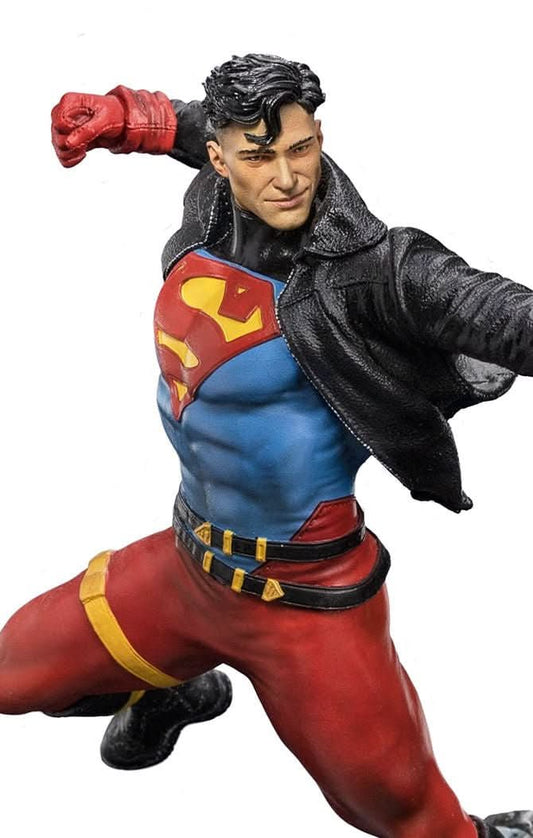 Superboy Statue - DC Comics - Art Scale 1/10 - Iron Studios