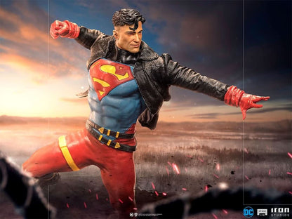 Superboy Statue - DC Comics - Art Scale 1/10 - Iron Studios