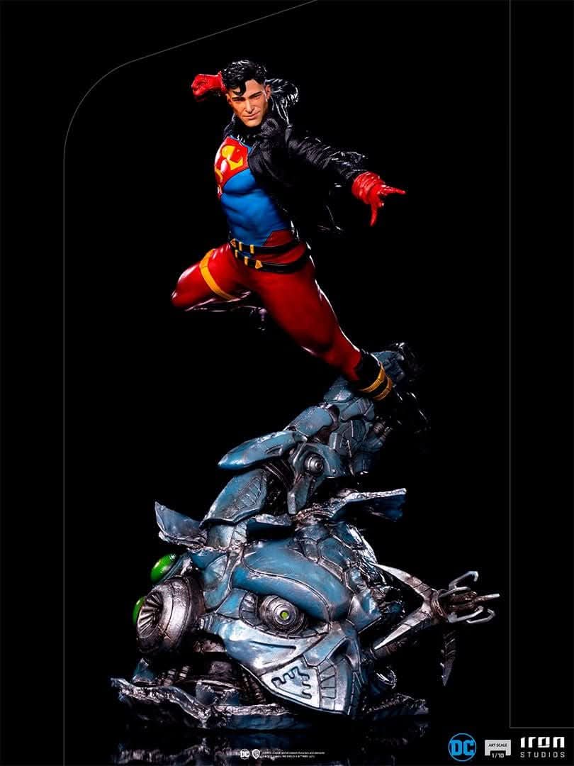 Superboy Statue - DC Comics - Art Scale 1/10 - Iron Studios