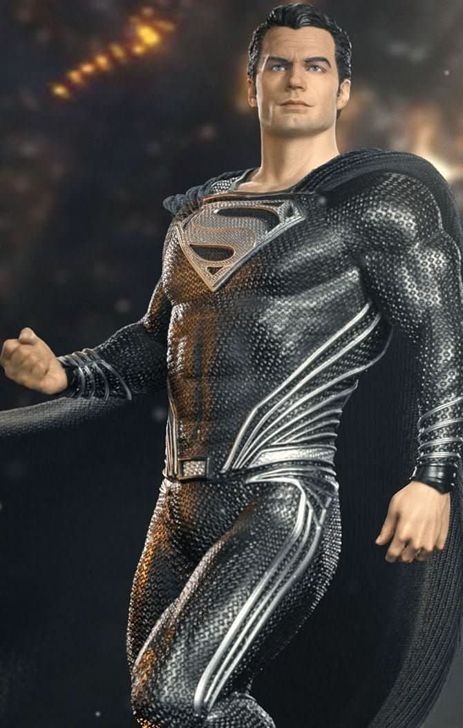 Superman Black Suit Statue - Zack Snyder's Justice League - Legacy Replica 1/4 - Iron Studios