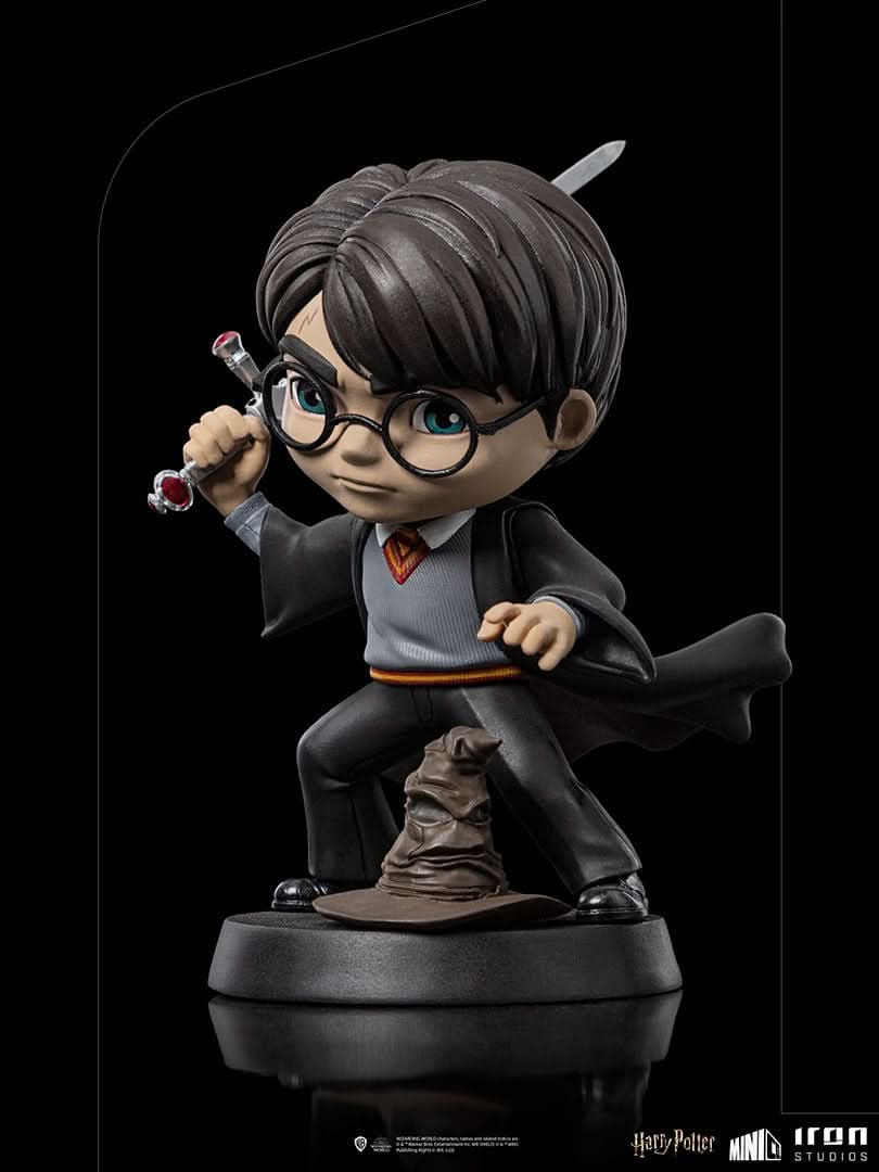 Figurine Harry Potter with Sword of Gryffindor - Harry Potter - Mini Co.