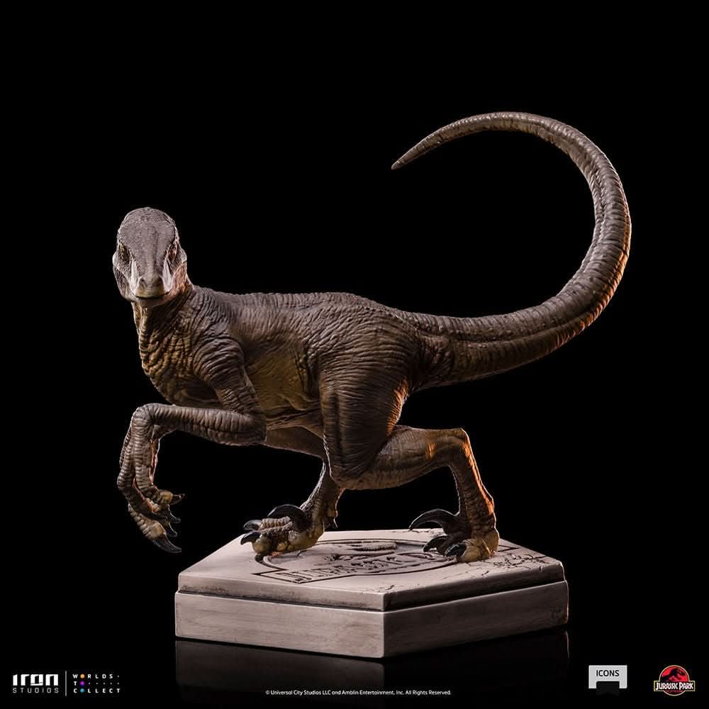 Velociraptor Statue C - Jurassic Park - Icons - Iron Studios