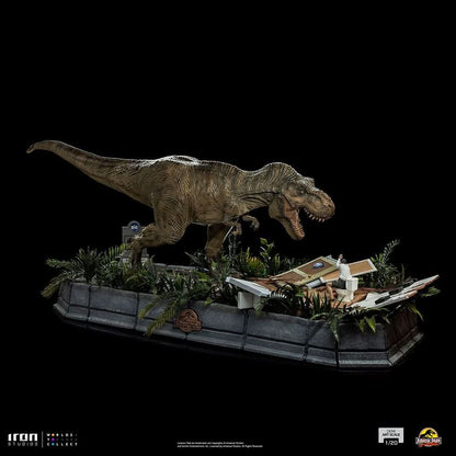 Statue T-Rex Attack Donald Gennaro - Jurassic Park - 1/20 Scale - Iron Studios