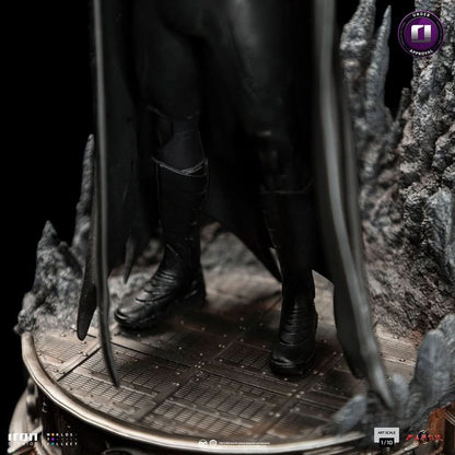 Batman Statue - The Flash Movie - Art Scale 1/10 - Iron Studios