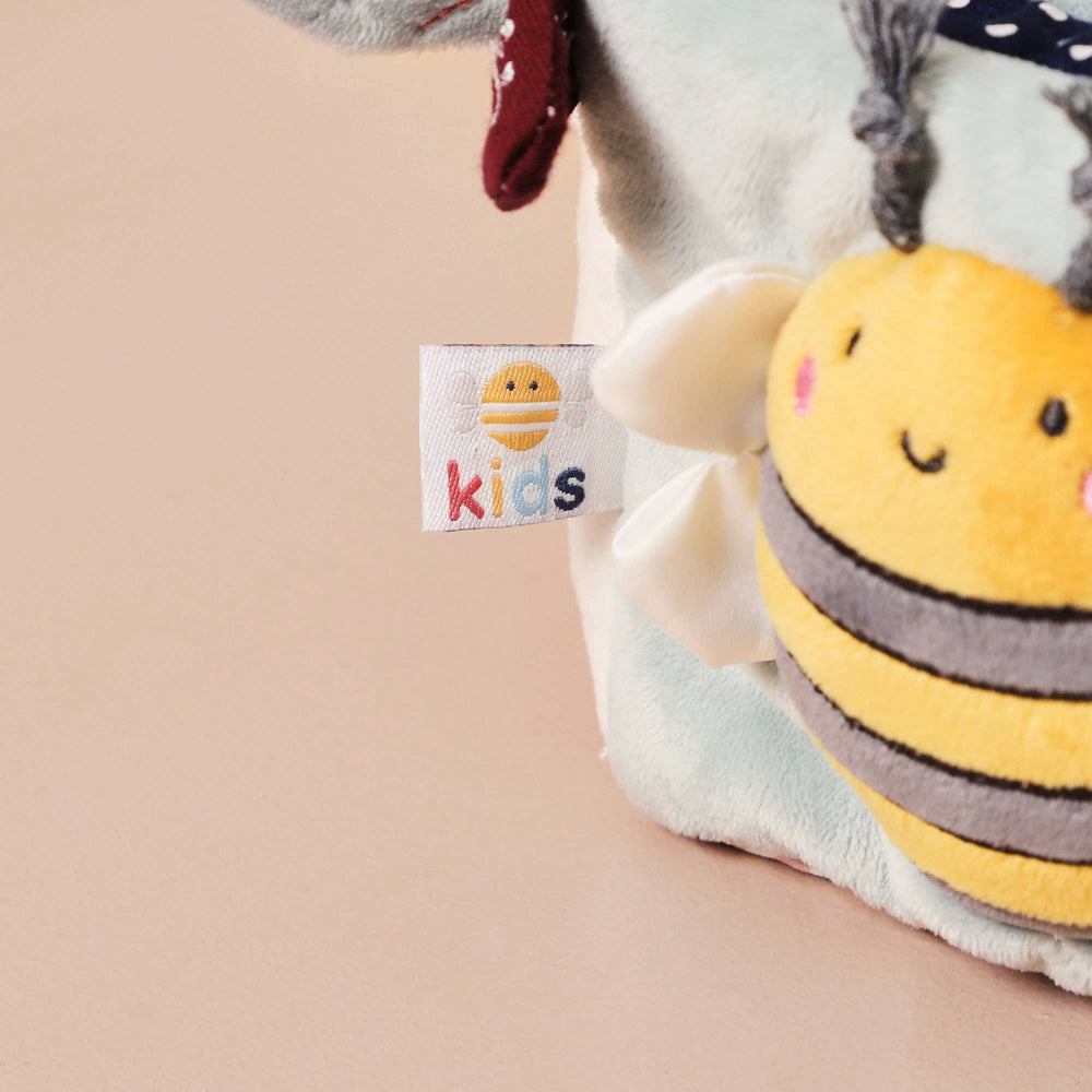 Kinderartikel: Zachte sensorische kubus voor baby's