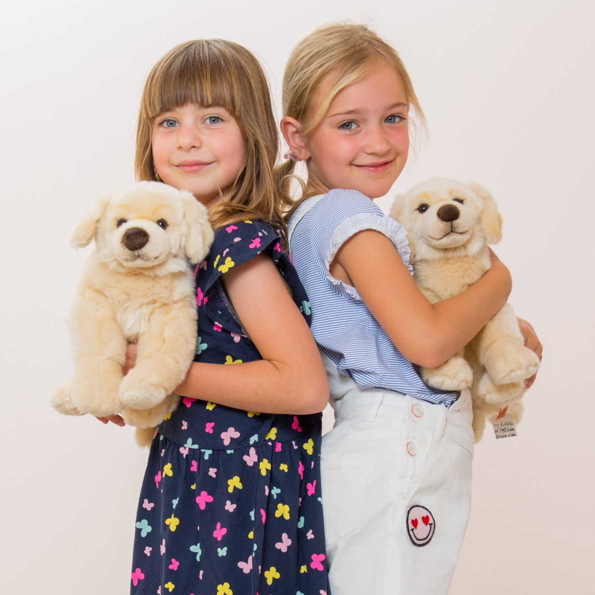 Sitting Golden Retriever Plush – 30 cm