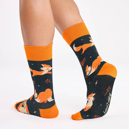 ZORRO Seamless Unisex Mid-Calf Cotton Socks