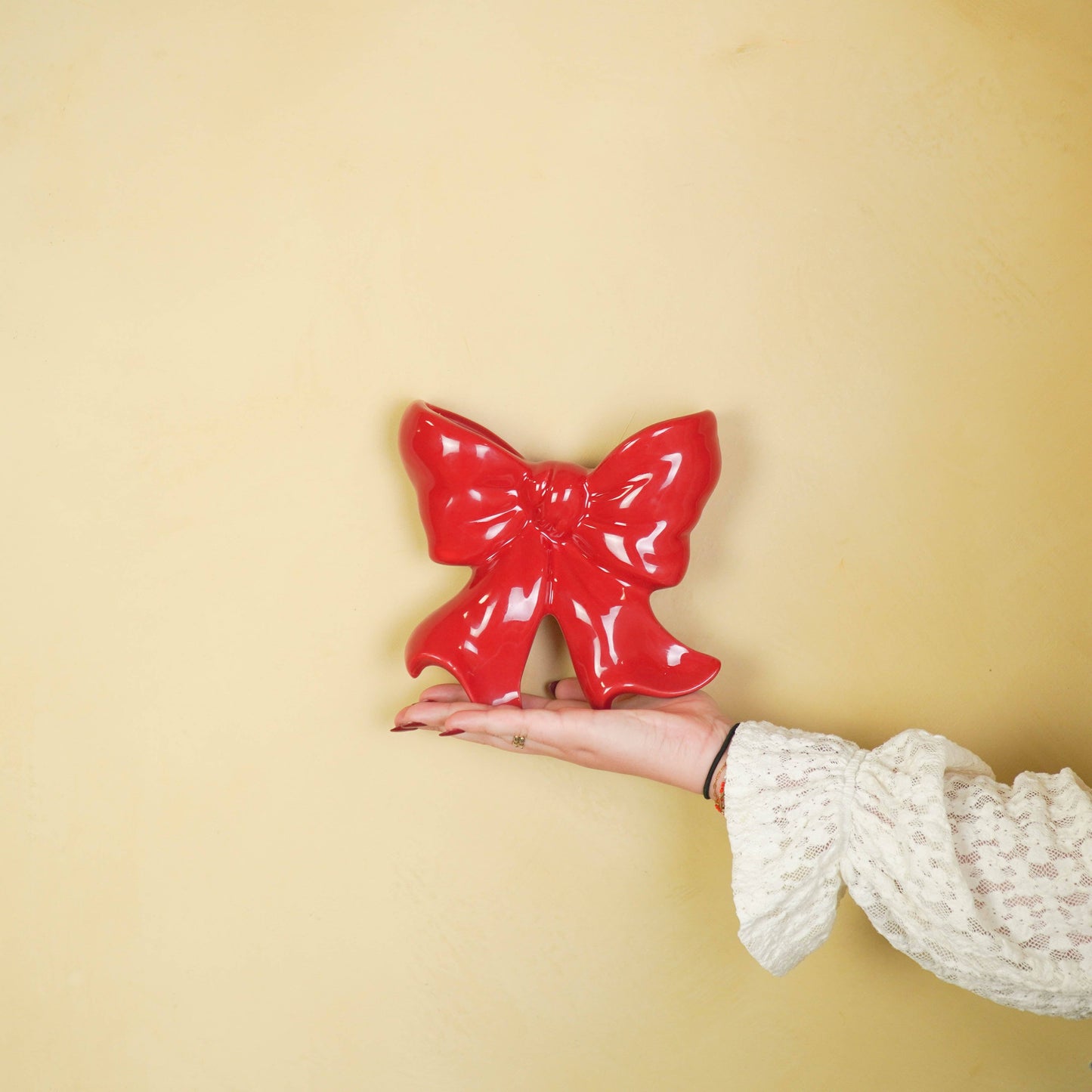 Wall vase - Arc wall vase - Ceramic - Red - 19x18.5x5.5 cm