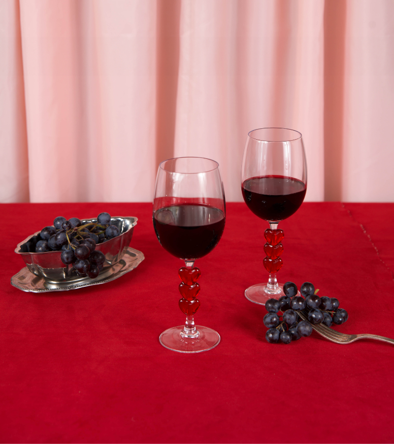 Set of two heart wine glasses