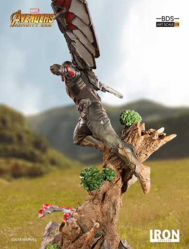 Falcon Statue - Avengers: Infinity War - Art Scale 1/10 - Iron Studios