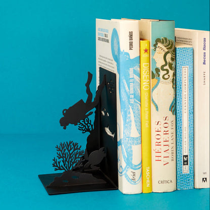 Serre-livres Scuba