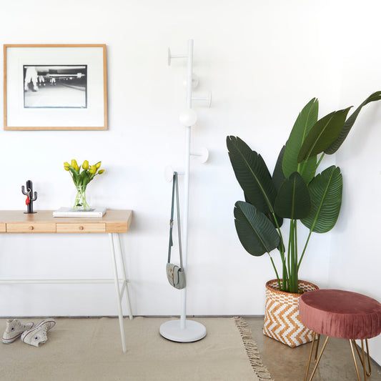 Shiitake Coat Rack – Plastic Details